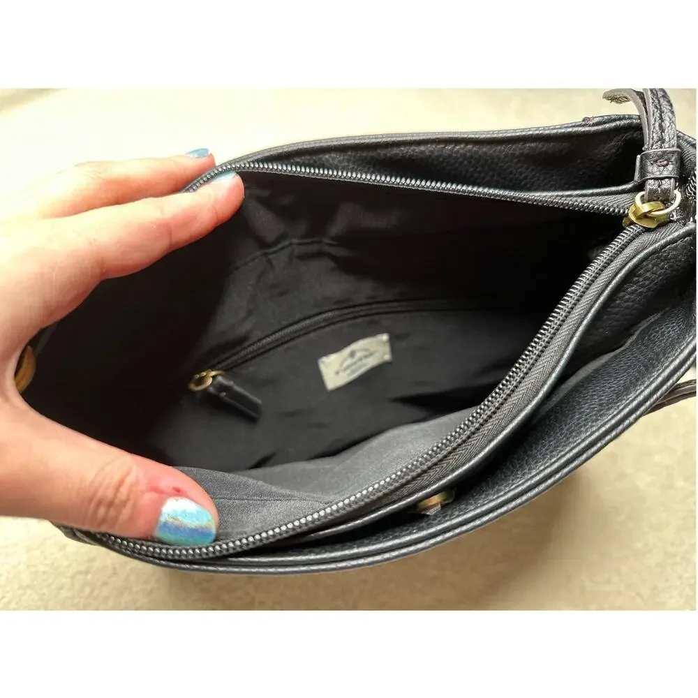 St John's Bay: Black Leather Cross Body Purse